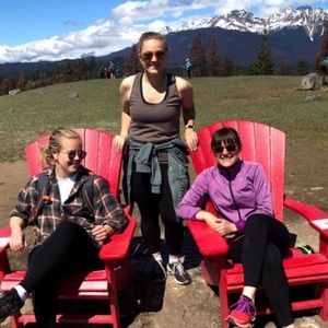 Meet your Posher, Nicole